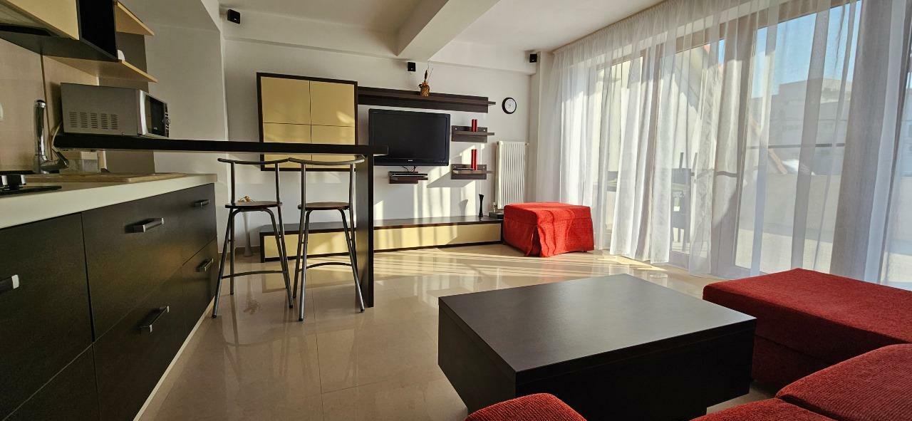 Apartament 3 camere in Mamaia Sat,83 m.p.langa mare