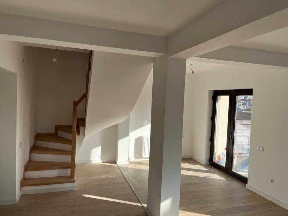 CASA DE VANZARE- PLOIEŞTI