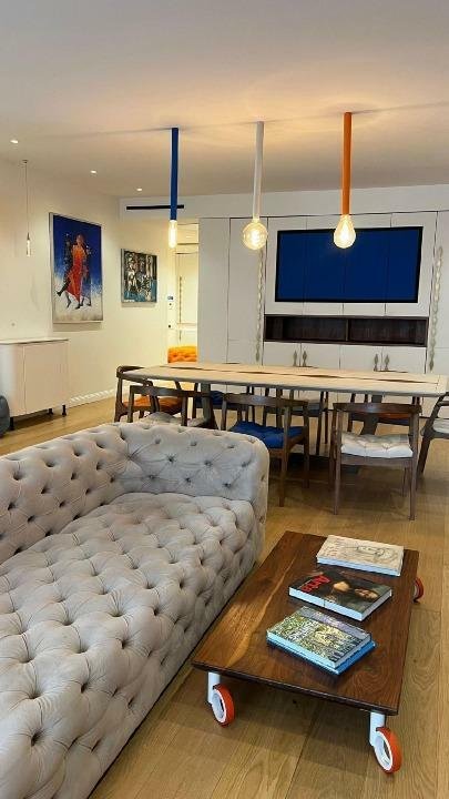 Proprietar,vand ap.4 camere,Piata Victoriei,Complex VERNESCU,2 locuri parcare