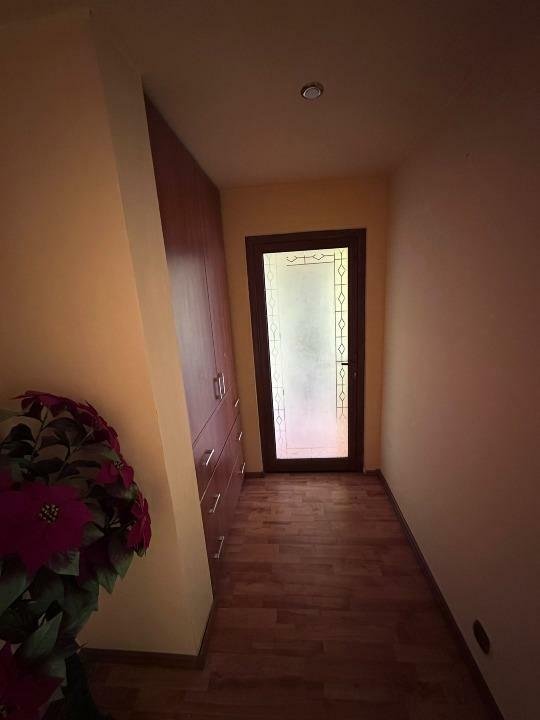 Vând apartament 4cam