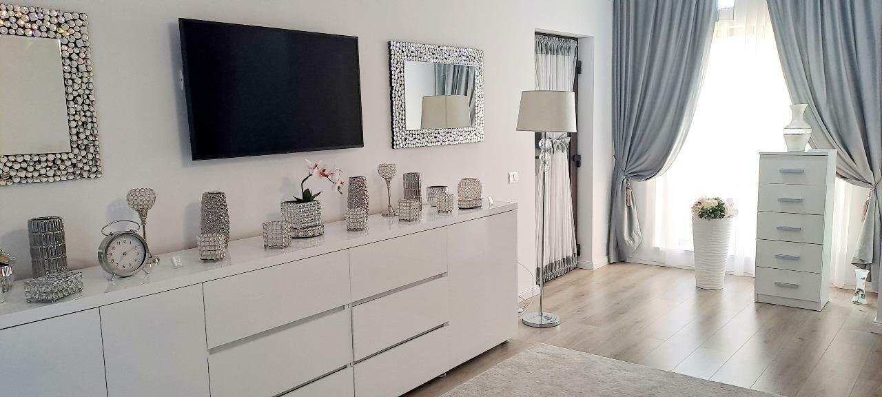 Proprietar, vand casă individuală de lux in Giroc !