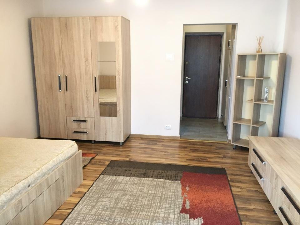 Garsonieră mobilată, 31 mp, lângă metrou Dristor 2 â locuit sau investitie