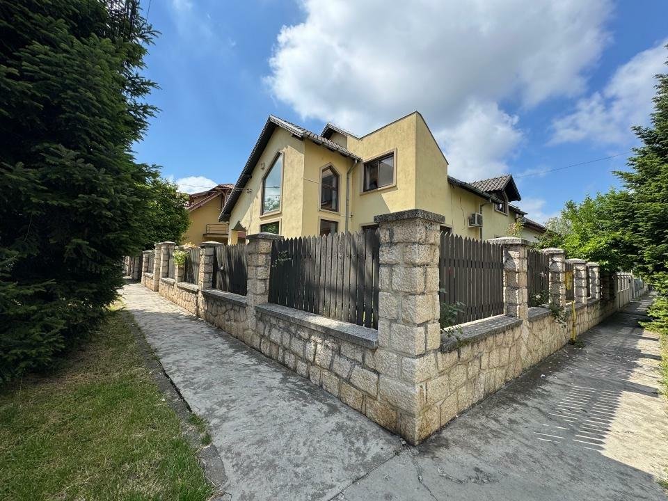 Clinică medicală / after school / birouri / salon etc.