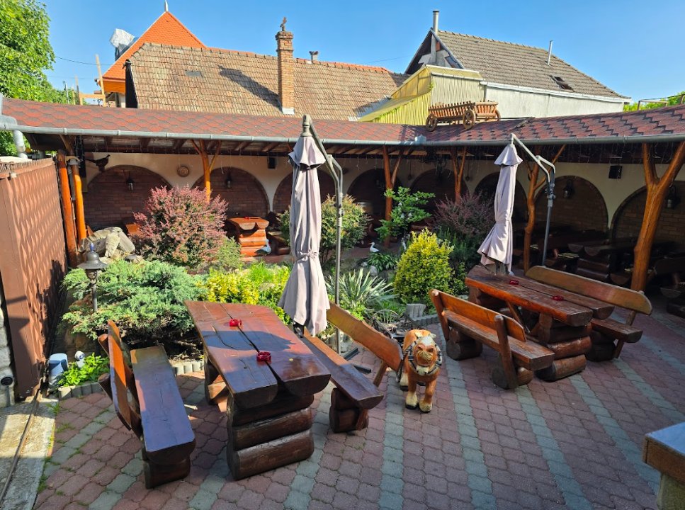 De închiriat restaurant complet echipat, pe termen lung