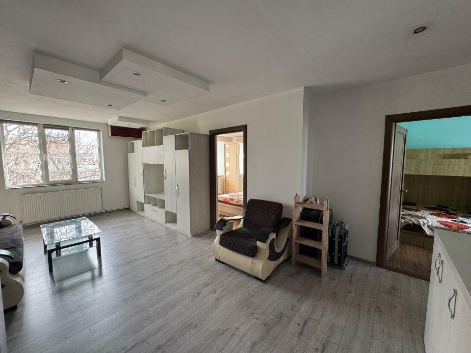 Apartament 3 camere, zona centrala
