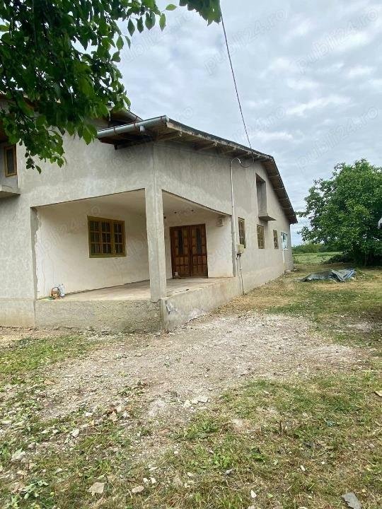 Direct Proprietar | casă cu teren generos la 15 km de Ploieşti