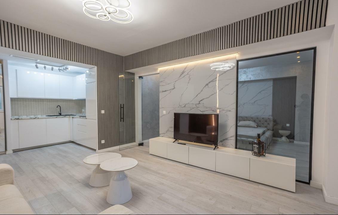 Apartament lux 3 camere Rin Grand Residence/Hotel prima inchiriere + TVA