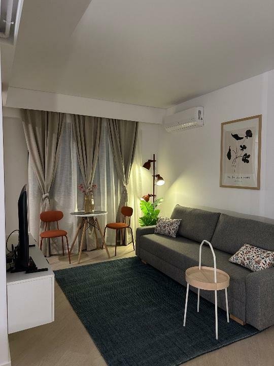 Garsoniera Cortina North de inchiriat